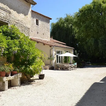Bed & Breakfast Le Moulin De Lusseau