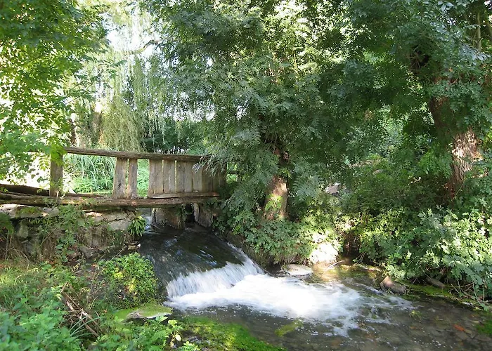 Bed & Breakfast Le Moulin De Lusseau 3*